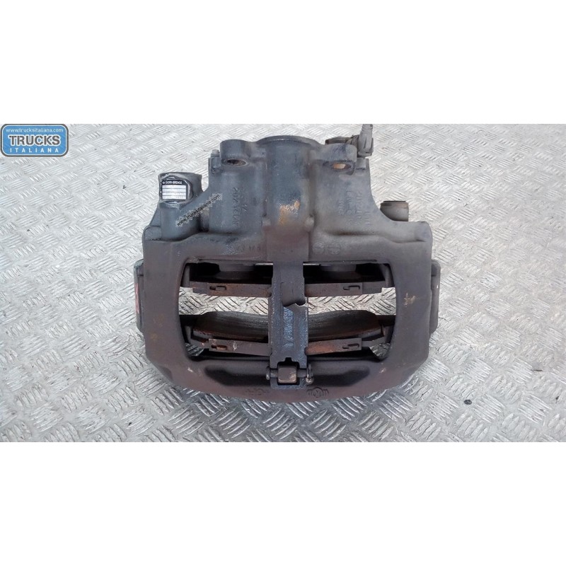 IVECO PINZA POSTERIORE DESTRA IVECO Stralis 2013> usato