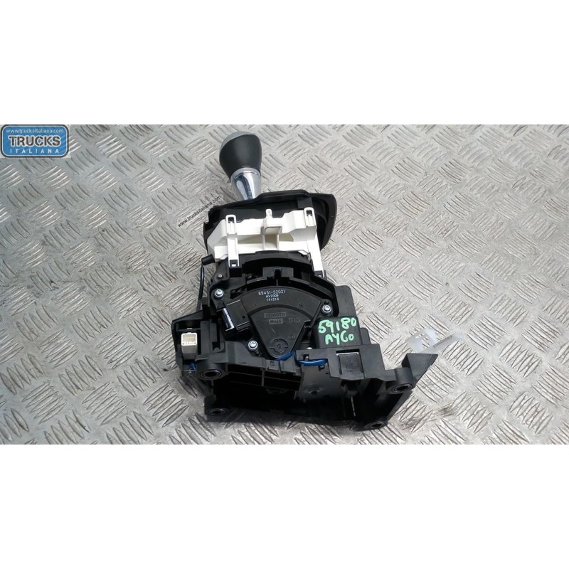 TOYOTA LEVER TOYOTA Aygo 2014> used