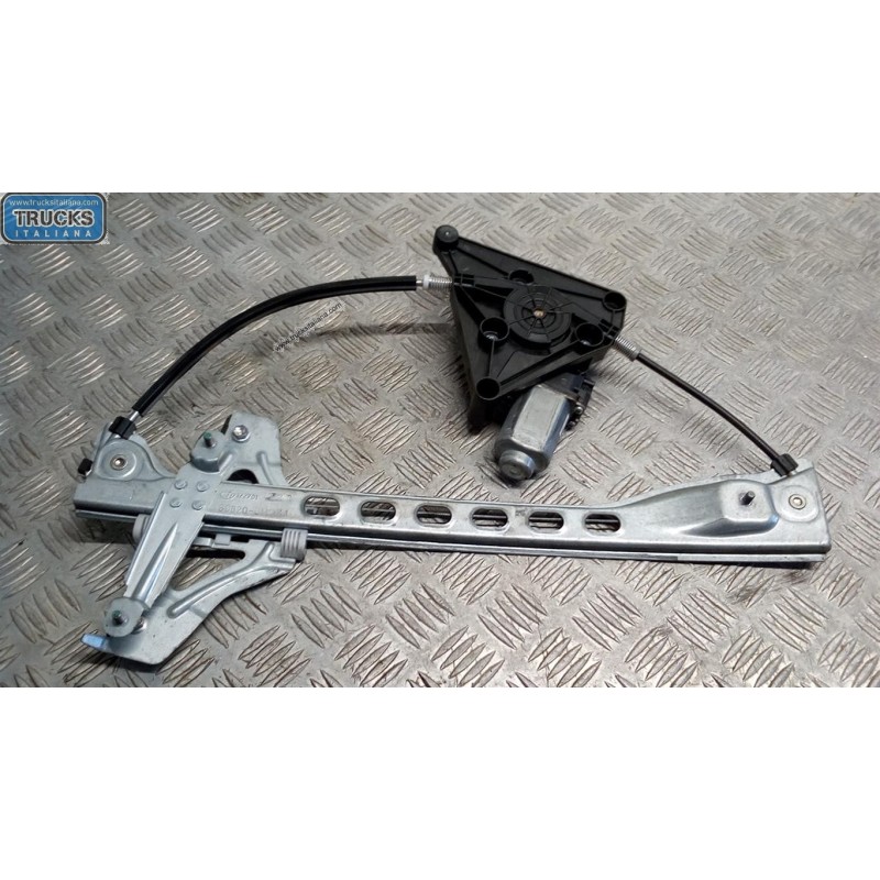 TOYOTA FRONT LEFT POWERED WINDOWS  TOYOTA Aygo 2014> used