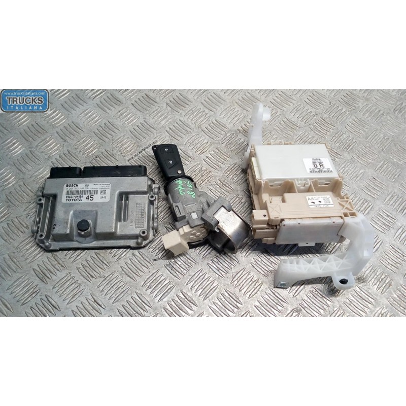 TOYOTA ENGINE UNIT TOYOTA Aygo 2014> used