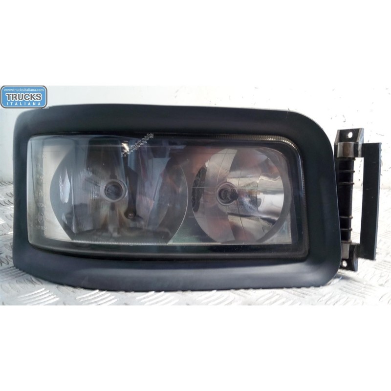 MAN FARO ANTERIORE DESTRO MAN TG-A 2000>2007 usato