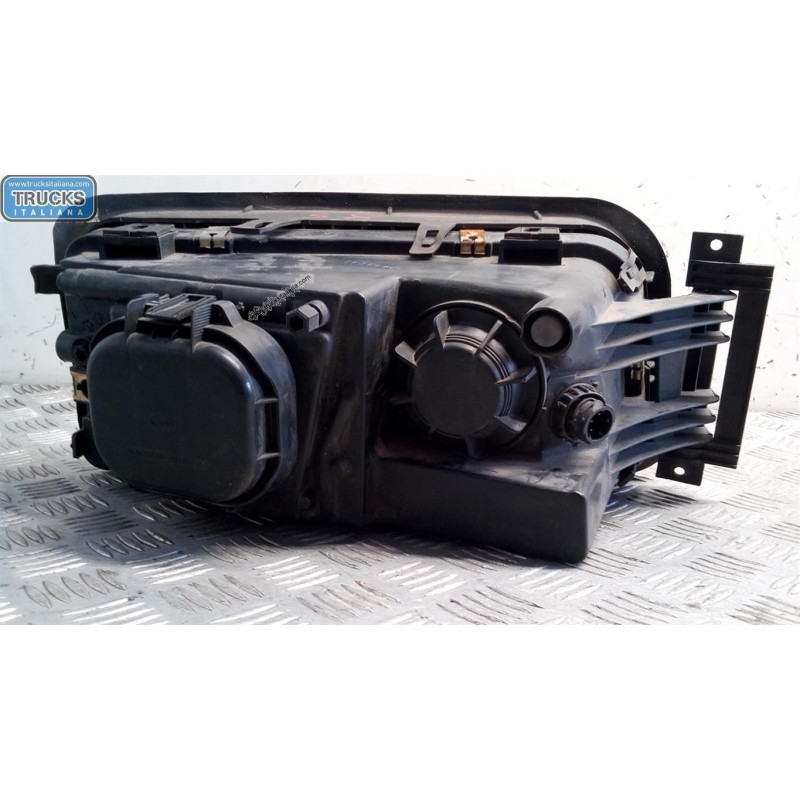 MAN FARO ANTERIORE SINISTRO MAN TG-A 2000>2007 usato