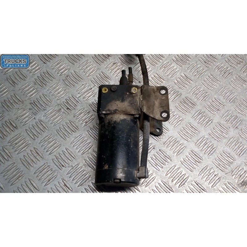 VOLVO truck POMPA IDR ALZACABINA VOLVO truck FH12 II 2002>2008 usato