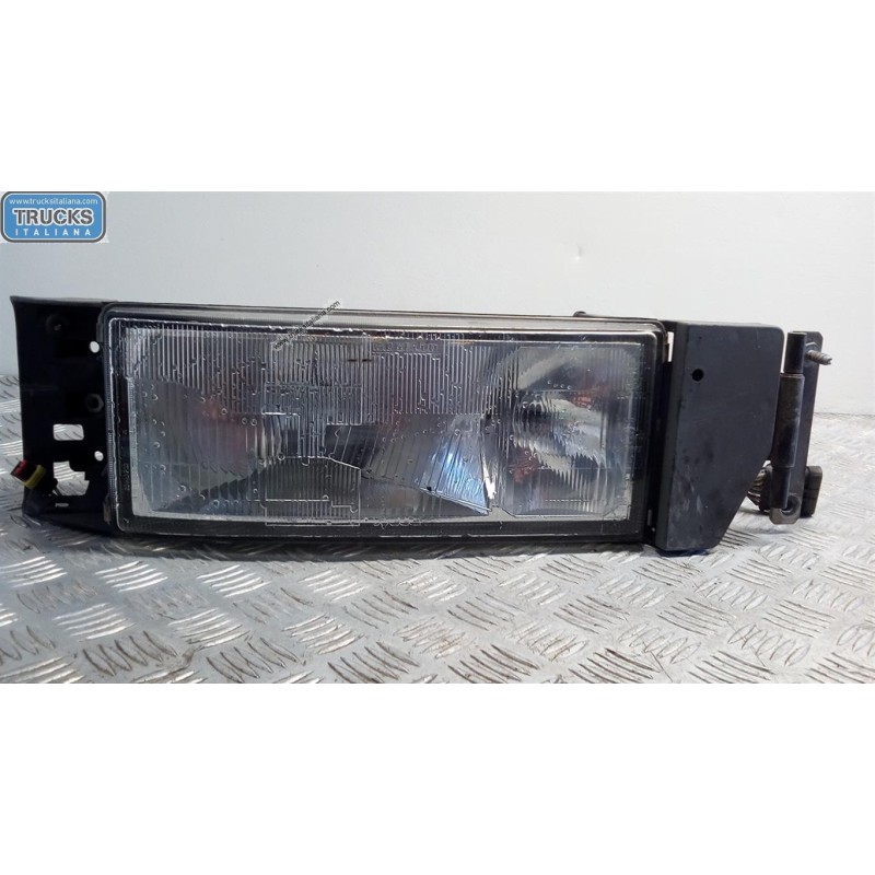 IVECO RIGHT HEADLIGHT IVECO EUROTECH used