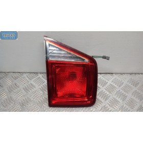 LEFT REAR LIGHT ON BACK...