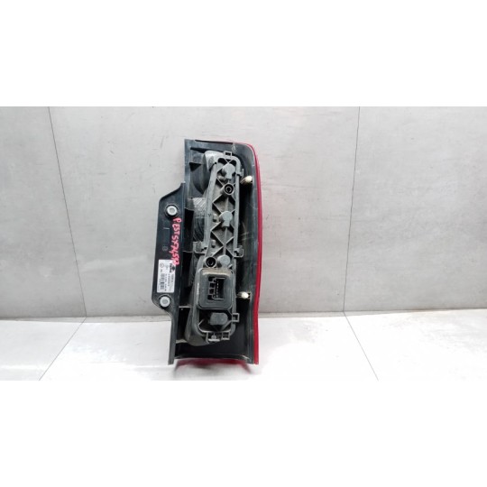 FARO POSTERIORE ESTERNO SINISTRO FIAT van Fiorino 2007>2015 usato