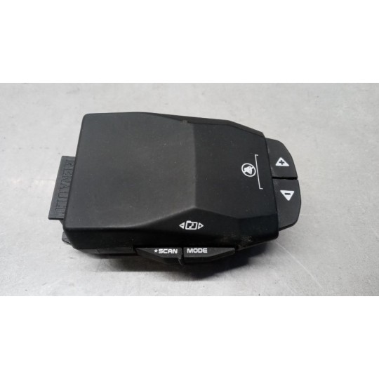 VARIOUS SWITCHES AND BUTTONS C  RENAULT truck T 2014> used