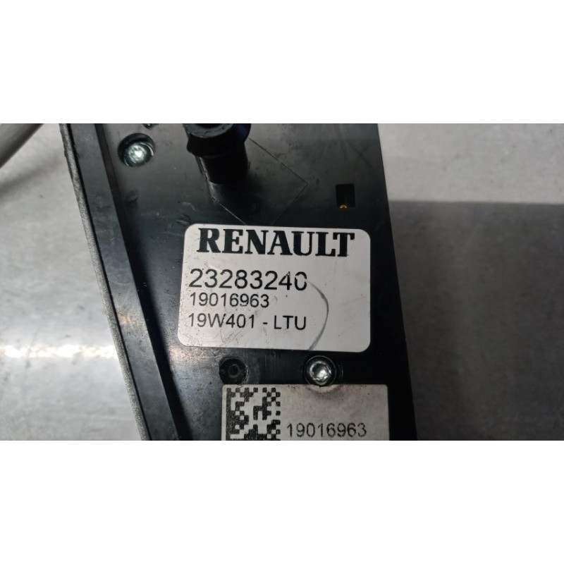 RENAULT truck INTERRUTTORI E PULSANTI ABITACOLO RENAULT truck T 2014> usato