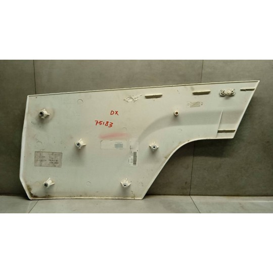 SOTTOPORTA ANT.DX RENAULT truck T 2014> usato