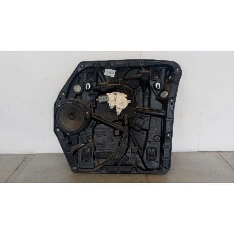 MERCEDES-BENZ van ALZA VETRI ANTERIORI DESTRO MERCEDES-BENZ van Vito-V (W447) 2014>2019 usato