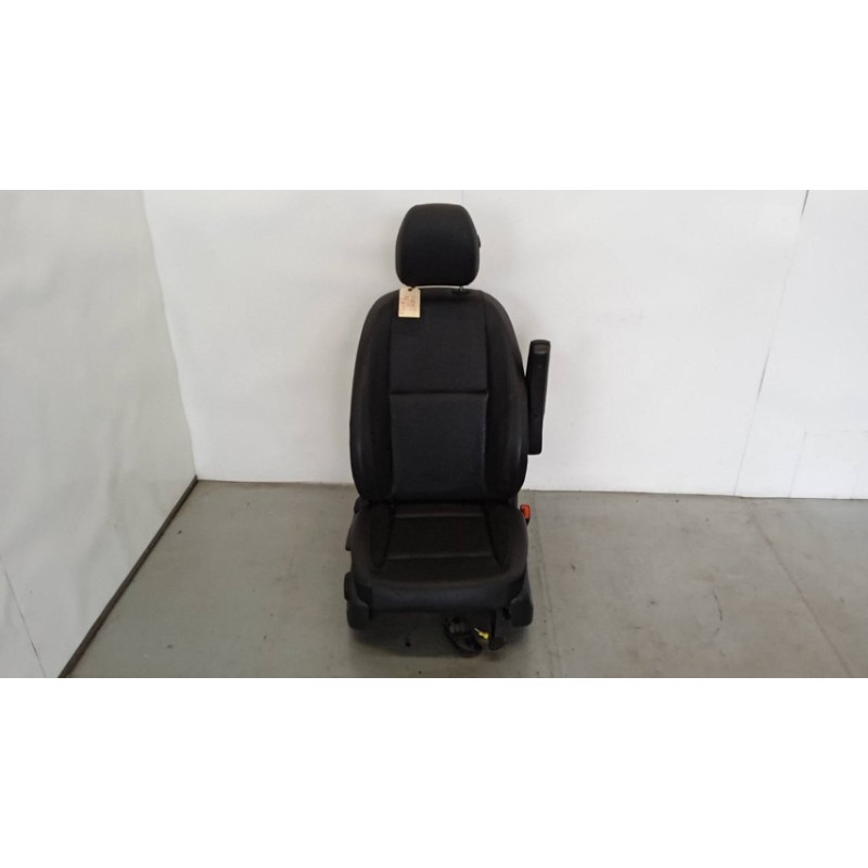MERCEDES-BENZ van SEDILI ANTERIORI MERCEDES-BENZ van Vito-V (W447) 2014>2019 usato