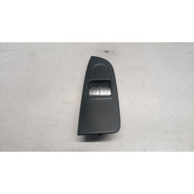 INTERRUTTORI E PULSANTI...