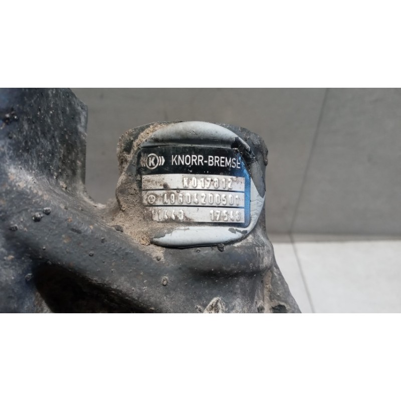 MERCEDES-BENZ truck PINZA ANTERIORE SINISTRA MERCEDES-BENZ truck Actros euro 5 2008>2013 usato