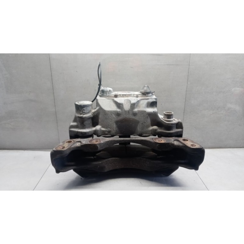 MERCEDES-BENZ truck PINZA ANTERIORE SINISTRA MERCEDES-BENZ truck Actros euro 5 2008>2013 usato