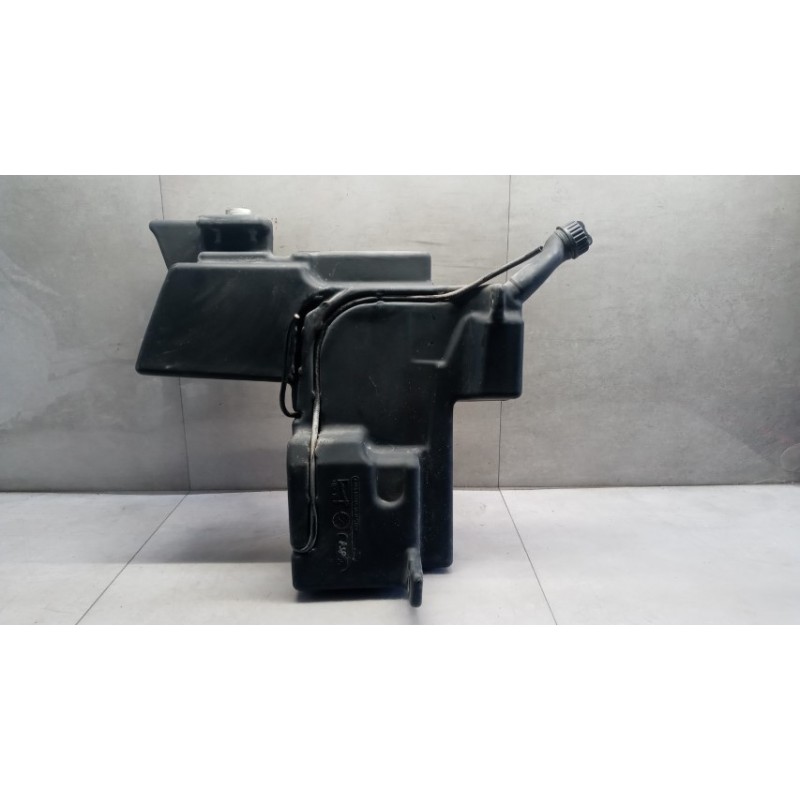 MERCEDES-BENZ truck VASCHETTA ACQUA TERGI PARABREZZA MERCEDES-BENZ truck Actros euro 5 2008>2013 usato