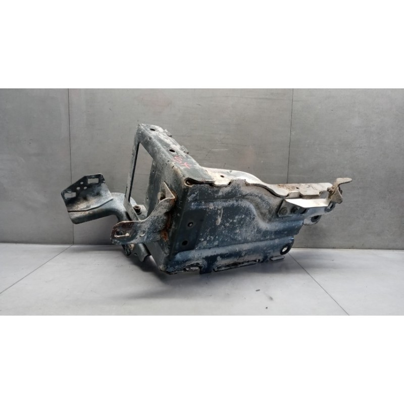 MERCEDES-BENZ truck SUPPORTO PEDANA SX MERCEDES-BENZ truck Actros euro 5 2008>2013 usato