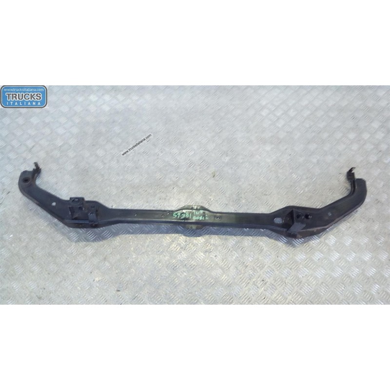 FIAT TRAVERSA SUPPORTO RADIATORE FIAT Doblo' 2005>2009 usato