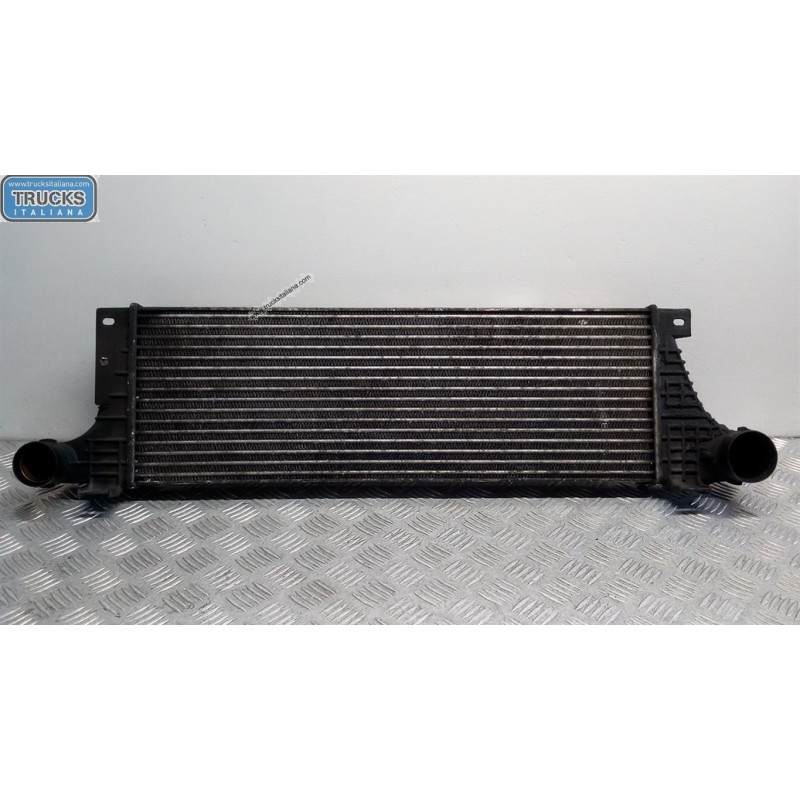 IVECO RADIATORE INTERCOOLERS IVECO Daily 1990>1996 usato