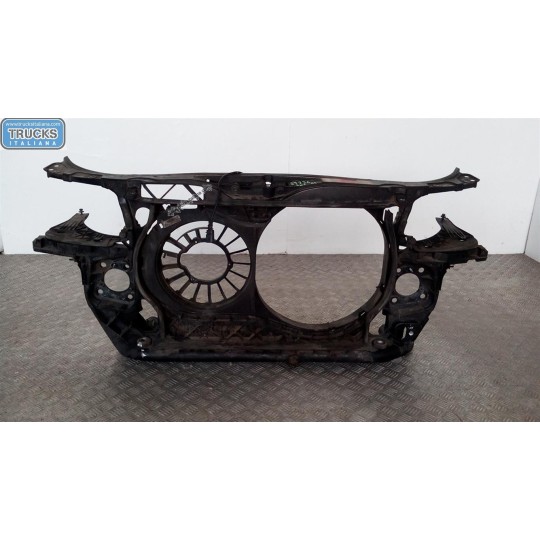 RIVESTIMENTO ANTERIORE COMPLETO AUDI A4 2000>2004 usato