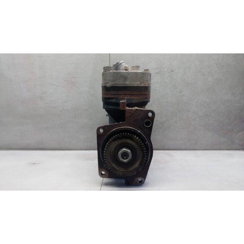 MERCEDES-BENZ truck COMPRESSORE ARIA FRENI MERCEDES-BENZ truck Actros euro 5 2008>2013 usato