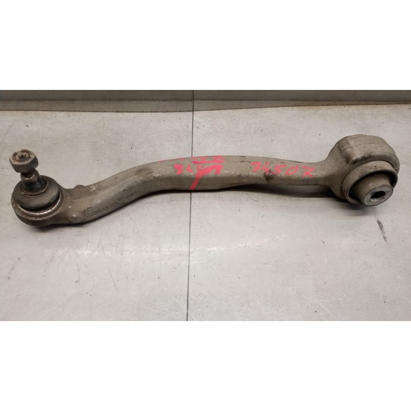 MERCEDES-BENZ BRACCIO SOSPENSIONE INFERIORE SINISTRO MERCEDES-BENZ Classe C (W204) 2011>2015 usato