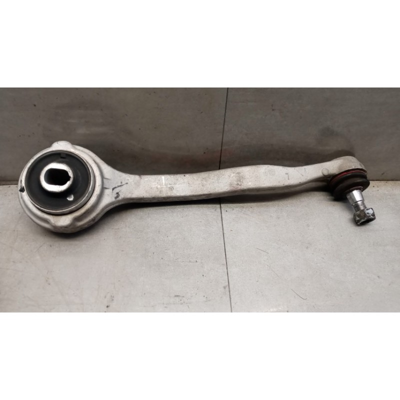 MERCEDES-BENZ CONTROL ARM FRONT LOWER RIGHT  MERCEDES-BENZ Classe C (W204) 2011>2015 used
