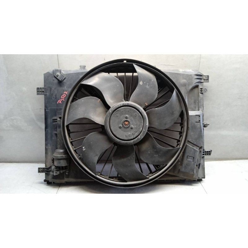 MERCEDES-BENZ CONVOGLIATORE ELETTROVENTOLA MERCEDES-BENZ Classe C (W204) 2011>2015 usato