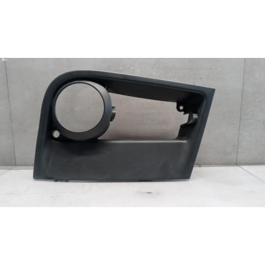 GRIGLIA PARAURTI ANT.DX MERCEDES-BENZ truck Actros euro 5 2008>2013 usato