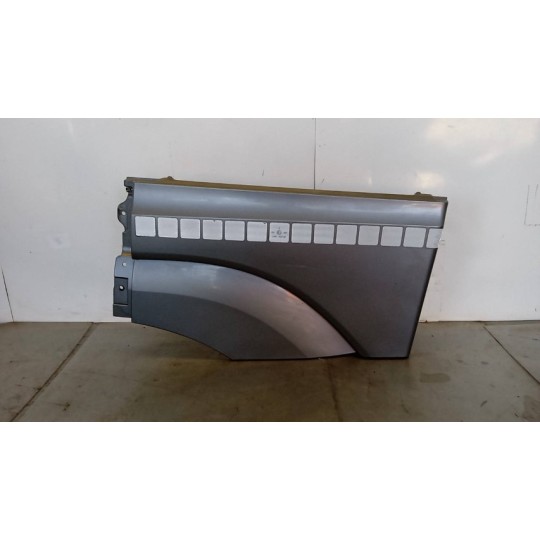 PLASTICHE ESTERNE VARIE MERCEDES-BENZ truck Actros euro 5 2008>2013 usato