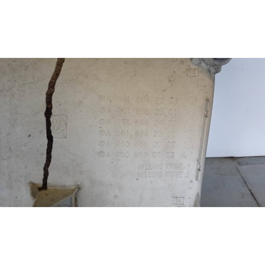 PARAFANGO ANTERIORE SINISTRO MERCEDES-BENZ truck Actros euro 5 2008>2013 usato