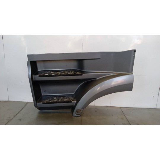 PARAFANGO ANTERIORE SINISTRO MERCEDES-BENZ truck Actros euro 5 2008>2013 usato