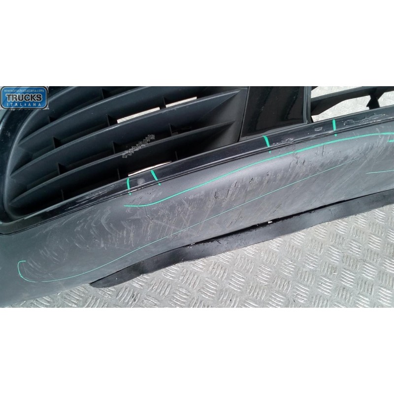 VOLKSWAGEN PARAURTI ANTERIORE VOLKSWAGEN Golf Plus 2004>2008 usato