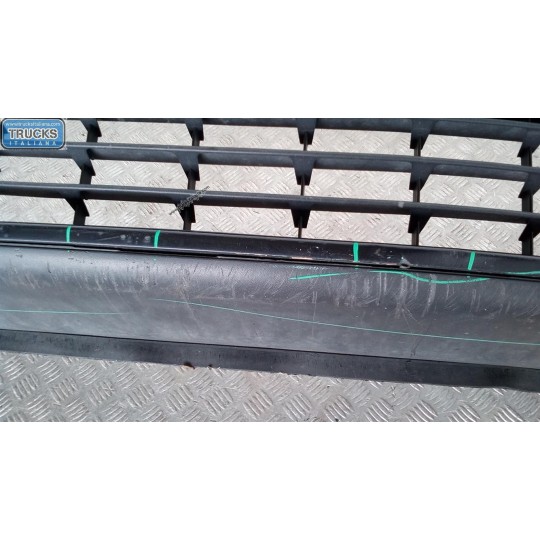 FRONT BUMPER VOLKSWAGEN Golf Plus 2004>2008 used