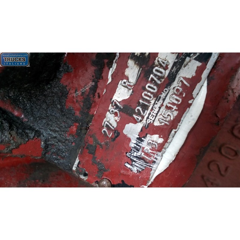 IVECO ASSALE ANTERIORE IVECO 330-36 usato