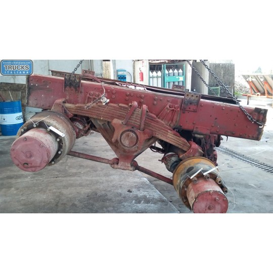 ASSALE POSTERIORE IVECO 330-36 usato