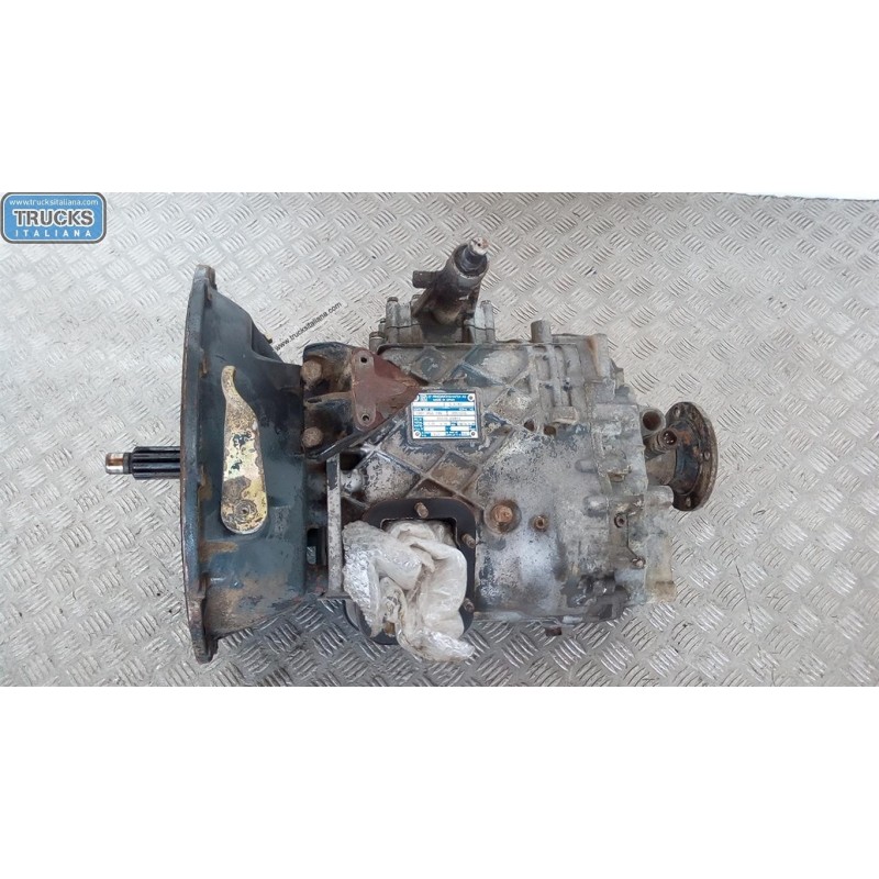 NISSAN truck CAMBIO NISSAN truck Eco - T usato