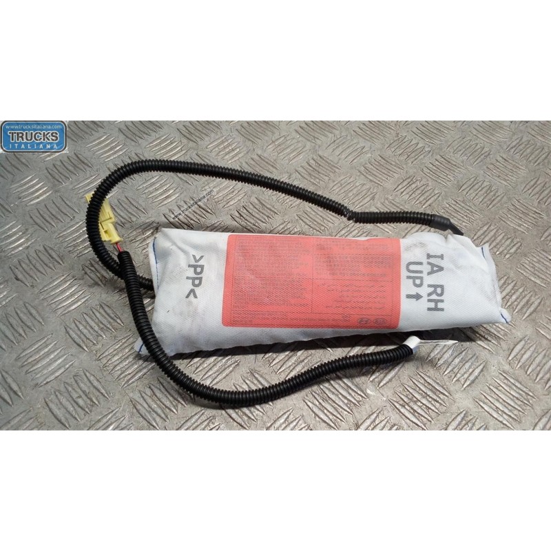 HYUNDAI AIR BAG LATERALE DESTRO HYUNDAI i10 2017>2019 usato