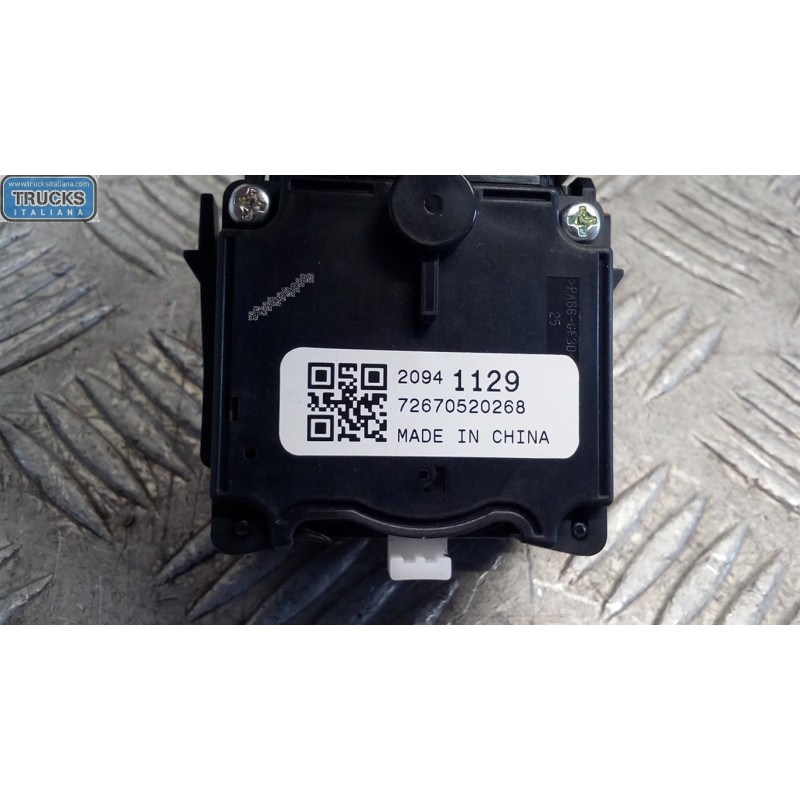 OPEL DEVIOLUCI OPEL Corsa E 2014>2019 usato