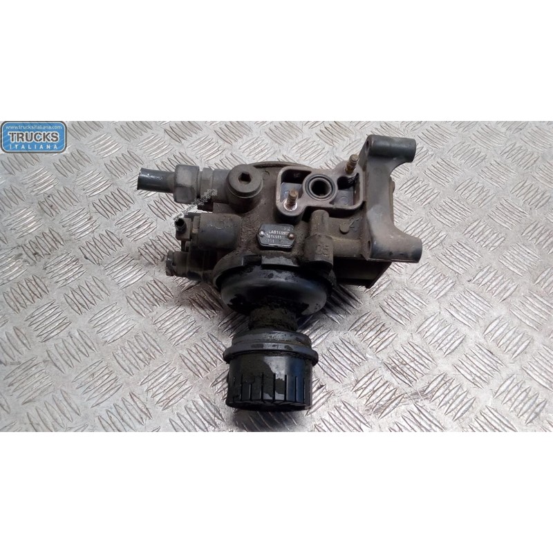 DAF ESSICCATORE DAF XF105 usato