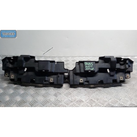 RIVESTIMENTO SUPERIORE ANTERIORE FIAT F.Grande Punto 2005>2012 usato