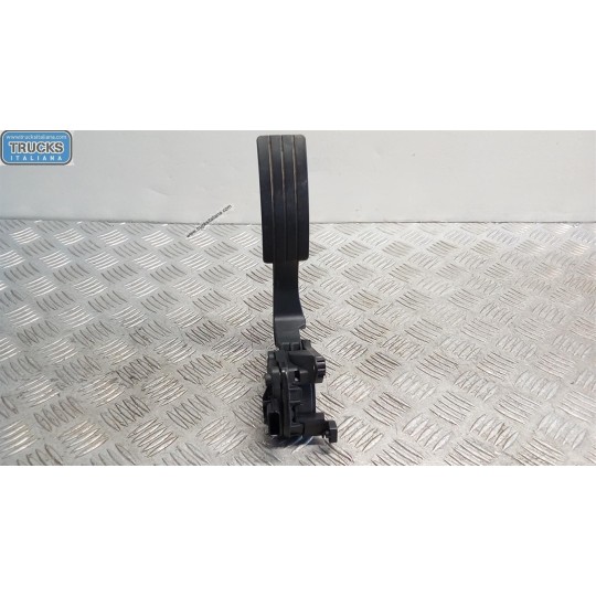 ELETRONIC THROTTLE PEDAL  RENAULT Captur 2013>2017 used