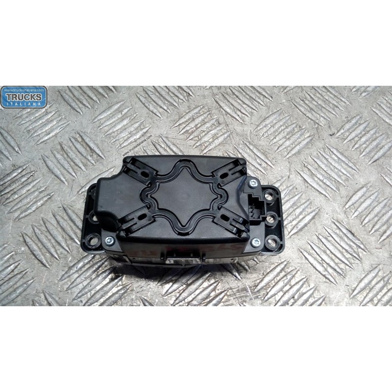 MERCEDES-BENZ INTERRUTTORI E PULSANTI ABITACOLO MERCEDES-BENZ Classe B (W246) 2011>2014 usato