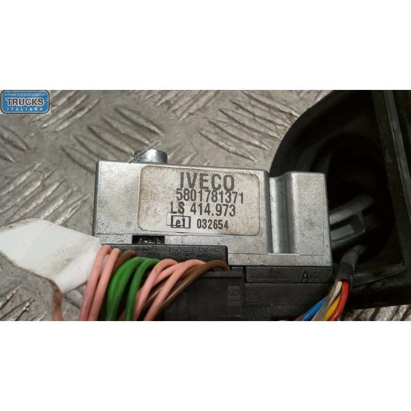 IVECO VARIOUS SWITCHES AND BUTTONS C  IVECO Stralis 2013> used