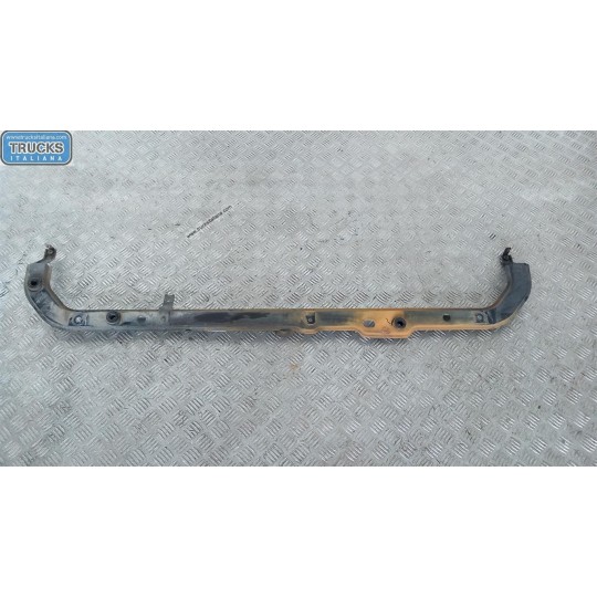 TRAVERSA SUPPORTO RADIATORE FIAT Doblo' 2000>2005 usato