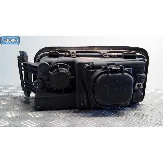 FARO ANTERIORE DESTRO MAN TG-A 2000>2007 usato