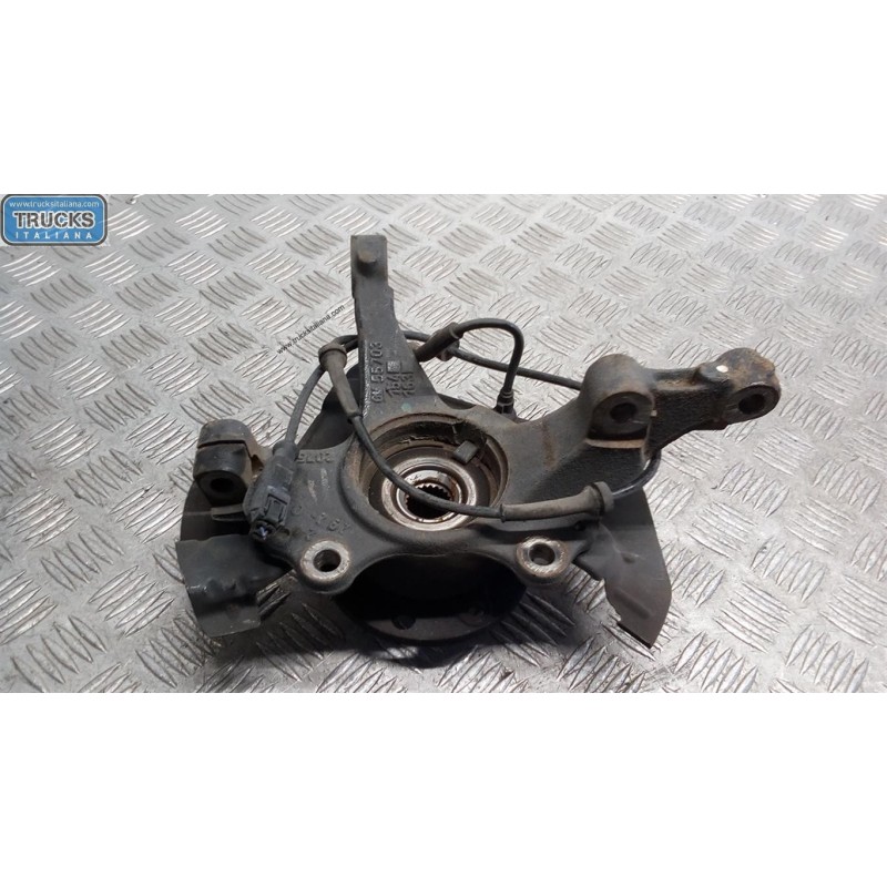 OPEL MONTANTE COMPLETO SINISTRO OPEL Corsa D 2006>2010 usato