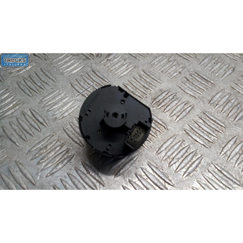 VOLKSWAGEN BLOCK LOGHTS  VOLKSWAGEN Golf 7 2012>2016 used