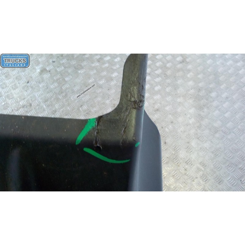 MAN RIGHT FRONT MUDGUARD  MAN TGL used