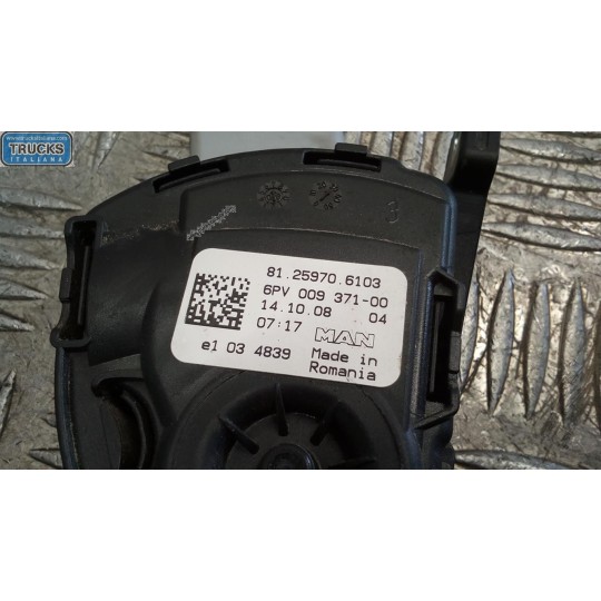 PEDALE ACCELERAZIONE ELETTRONICO MAN TGL usato