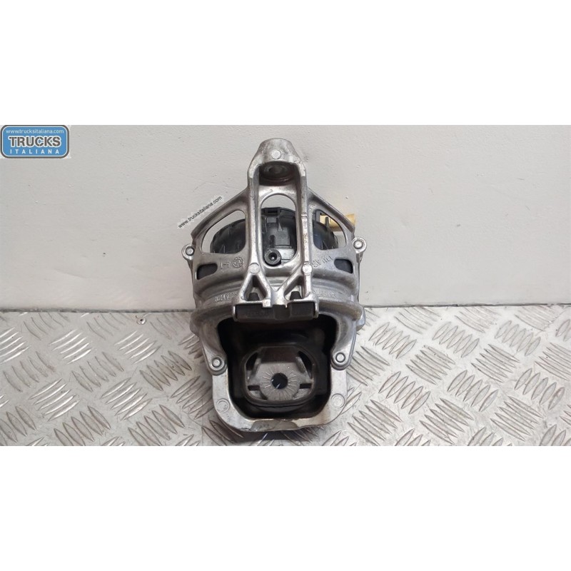 AUDI ENGINE SUPPORT AUDI A5 Coupé 2016> used